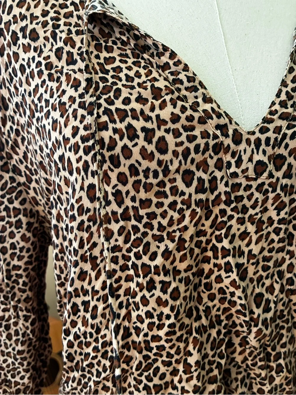 Auguste the Label TWO Leopard Print Star Print V-Neck Tops Blouses US 6